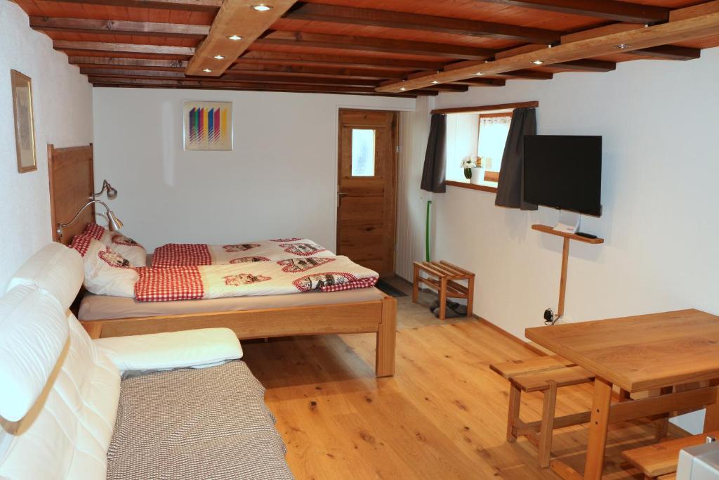 Studio Clausen Kurt room 2